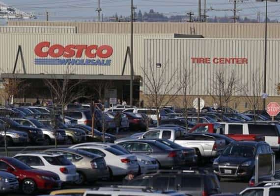 קוסטקו רושמת צמיחה במכירות ומשתווה לאמזון