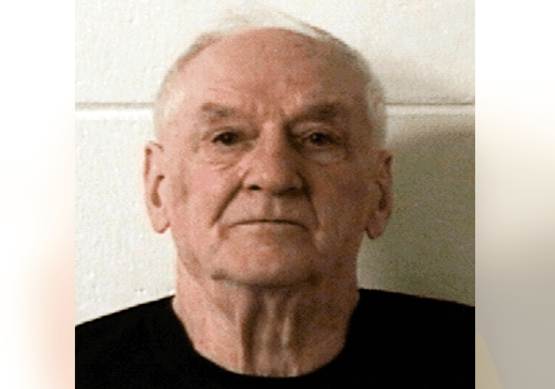 בתום ארבעה עשורים של תעלומה: מאסר עולם לבן 84 שרצח באכזריות שני צעירים 