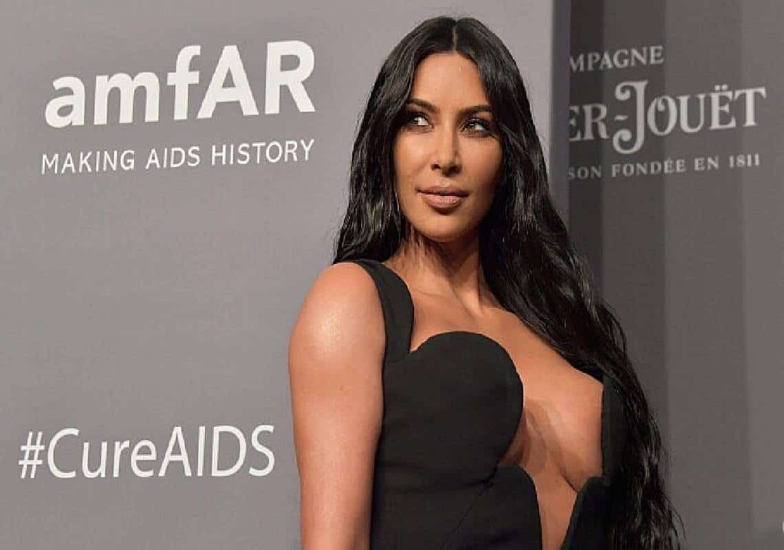 קים קרדשיאן הכפילה את השווי שלה, וזו הסיבה 