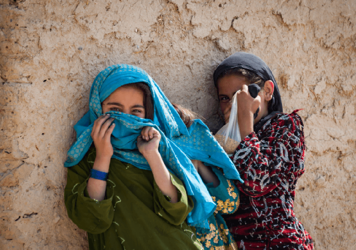 צעירה מקליפורניה בין 200 האמריקנים התקועים באפגניסטן: "הטליבאן עובר דלת דלת, מחפש דרכון כחול"