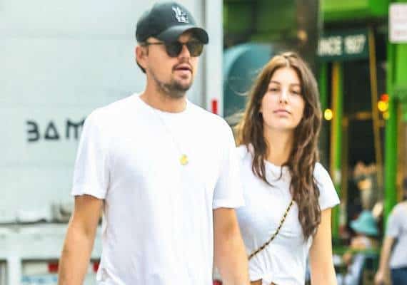 לאונרדו דיקפריו הוציא את החברה לטיול: השניים טיילו בניו יורק והזכירו לנו שהיא צעירה ממנו ב-23 שנה