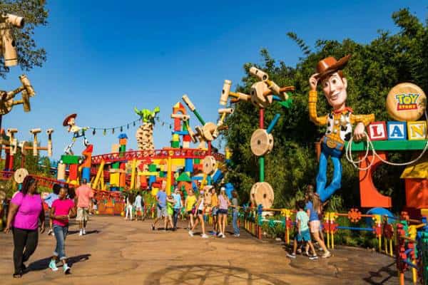 I’m Not Your Toy: בטח שכן, בייחוד אם מבקרים במתחם החדש של דיסניוורלד באורלנדו