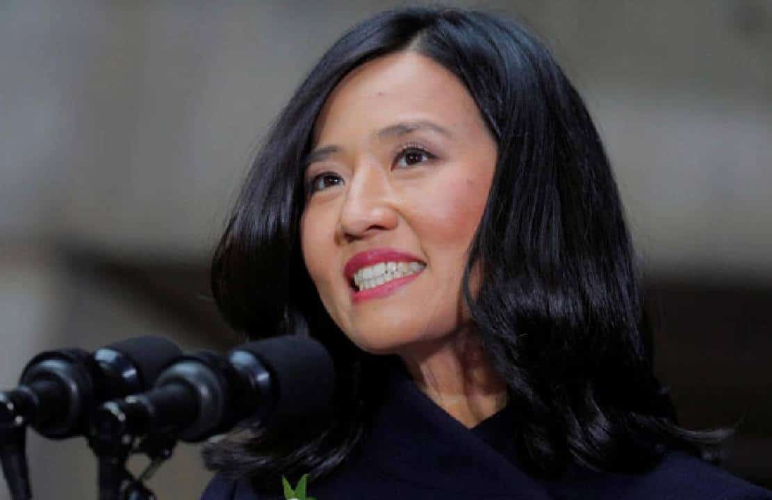 "אין כניסה ללבנים": ראש עיריית בוסטון ארגנה מסיבת חג-מולד נפרדת ל"נבחרי ציבור צבעוניים בלבד"