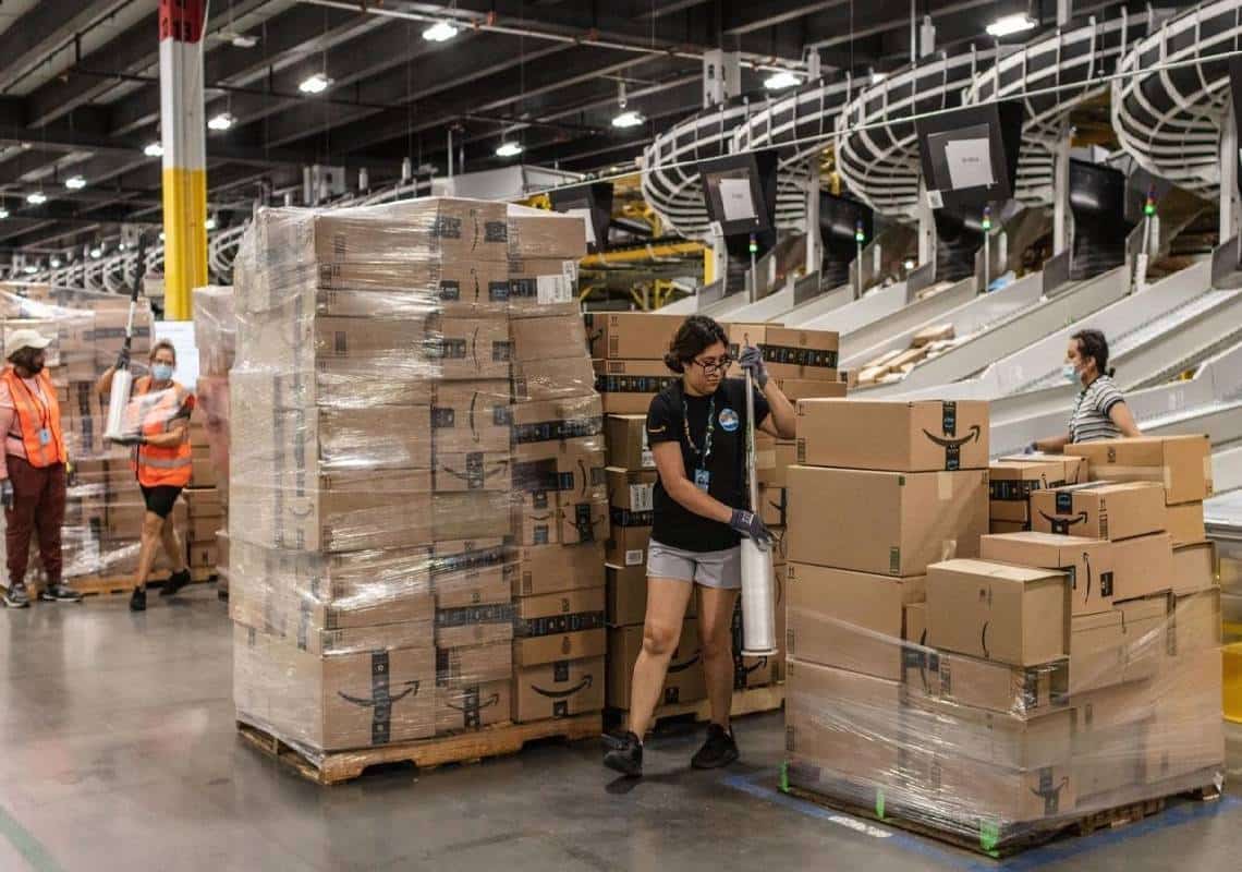 אמזון מציעה: תואר ראשון בחינם לכל עובד