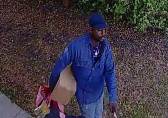 מיאמי: המשטרה במרדף אחר חשוד בשתי תקיפות מיניות