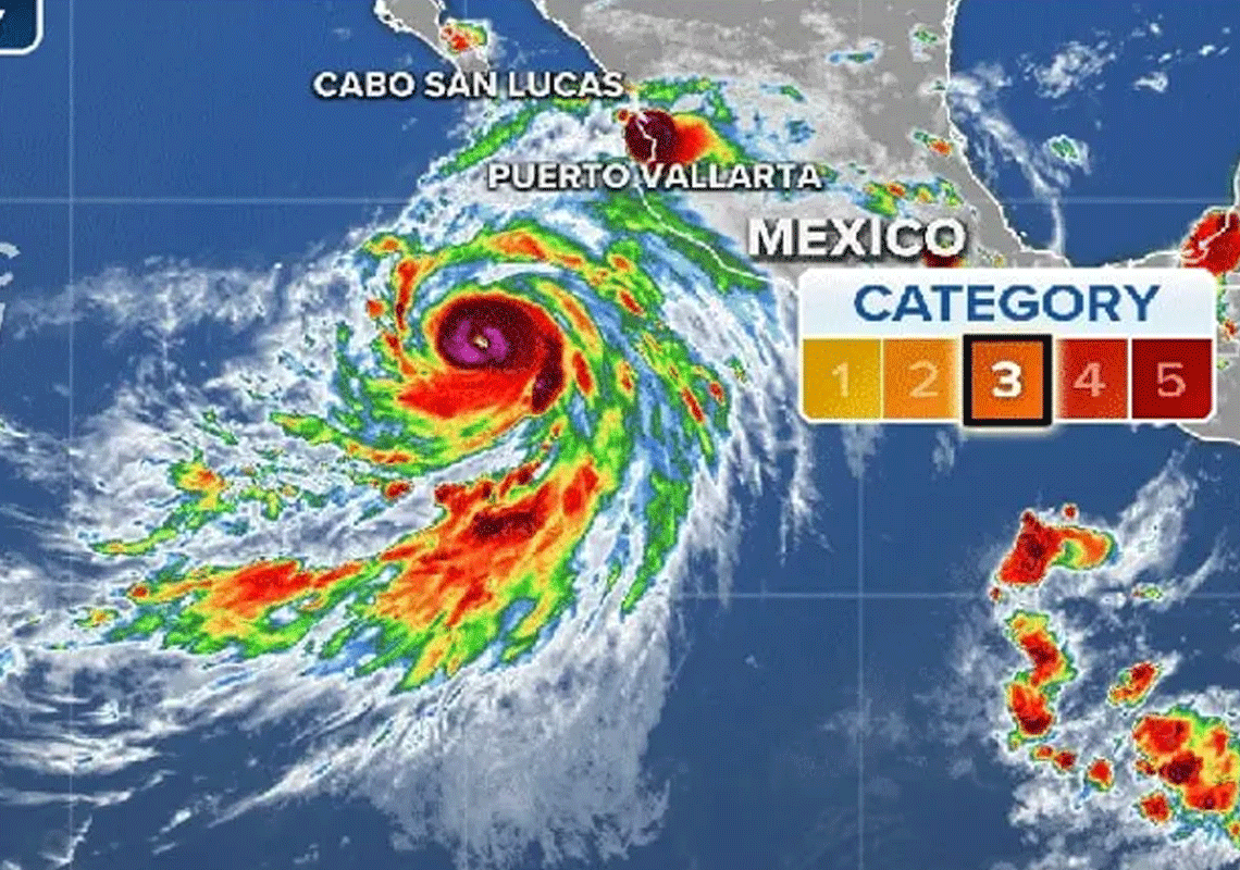 כוננות בדרום קליפורניה לקראת הגעת הוריקן הילרי: הסופה התחזקה לדרגה 3 - צפויה להכות בעוצמה בסוף השבוע 