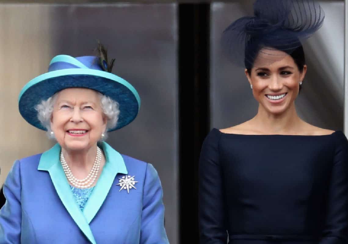 סופר הארמון יוצא בספר חדש וחושף מה הייתה דעתה האמיתית של המלכה אליזבת על מייגן מרקל