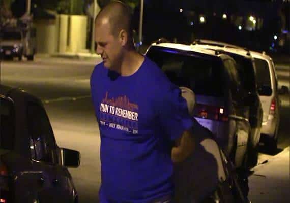 לוס אנג'לס: שוטר נתפס נוהג בשכרות