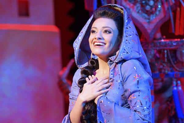 למכירה כרטיס טיסה על שטיח קסמים מודל 2018: אלאדין מגיע ובבוסטון מגלים עולם חדש לגמרי 