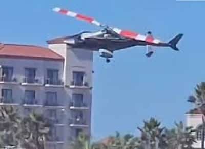 המצלמות תיעדו: מסוק איבד שליטה והתרסק בחוף בקליפורניה