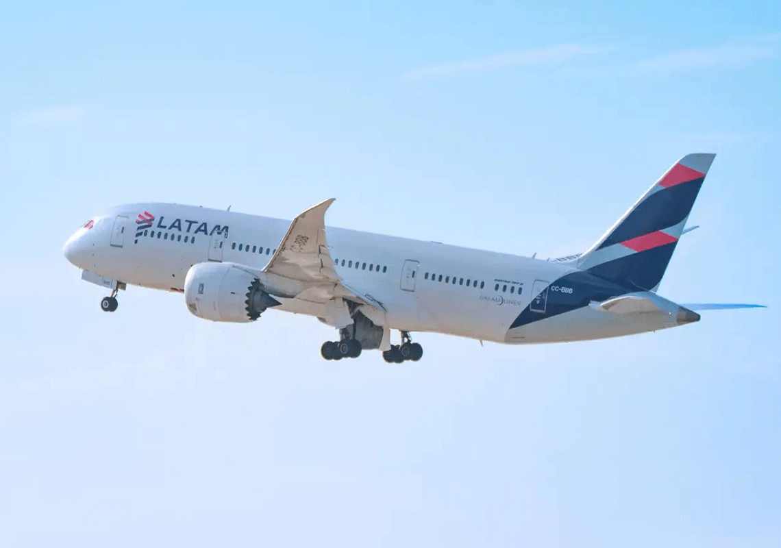 מצב חירום רפואי הוכרז בטיסה שהמריאה מפלורידה: הטייס הלך לעולמו בתא השירותים 