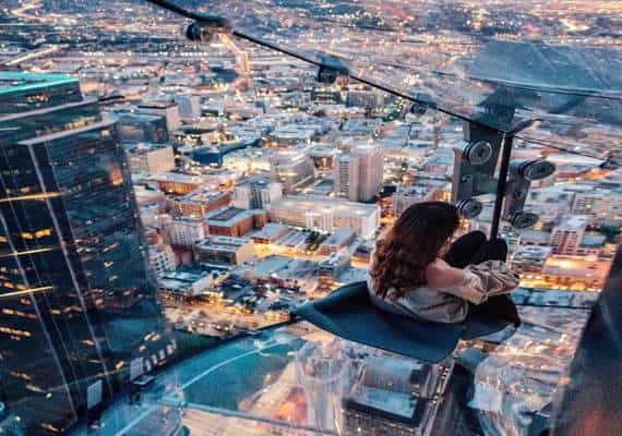 אהבה בשחקים- לחגוג את ולנטיין מהקומה ה-70