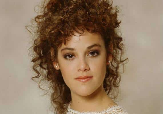 לוס אנג'לס: 29 שנה לאחר רצח בתה, מעלה דנה שפר את ההצגה, You in Midair, שמחזירה אל הטרגדיה הקשה