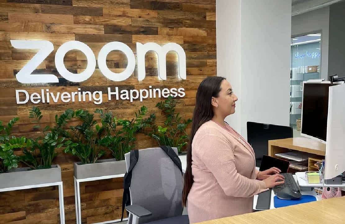‏אירוני: זום, שהובילה את מהפכת העבודה מרחוק, רוצה שעובדיה יחזרו למשרד‏