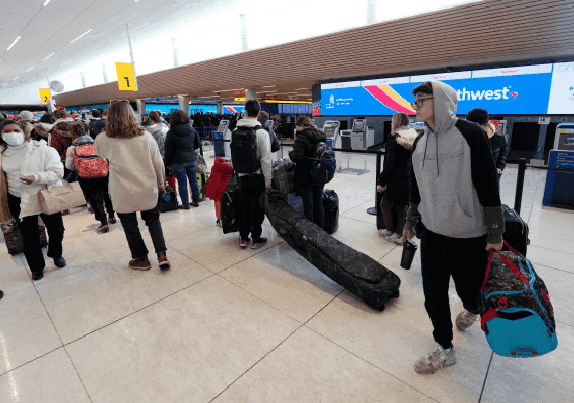שיבושים נרחבים: סאות'ווסט איירליינס ביטלה כמעט 70% מהטיסות שלה ביום אחד