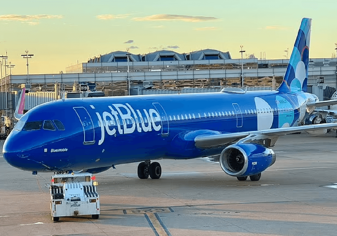 שתי גופות נמצאו בתא מטען של מטוס JetBlue שטס מניו יורק לפלורידה
