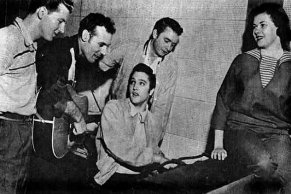 מחזמר מיליון הדולר: אלביס, ג'וני קאש, ג'רי לי לואיס וקארל פרקינס, על במה אחת, בלוס אנג'לס