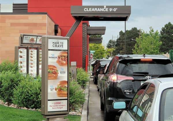 כבר לא כזה מהיר: זמני ההמתנה בדרייב ת'רו נחשפים