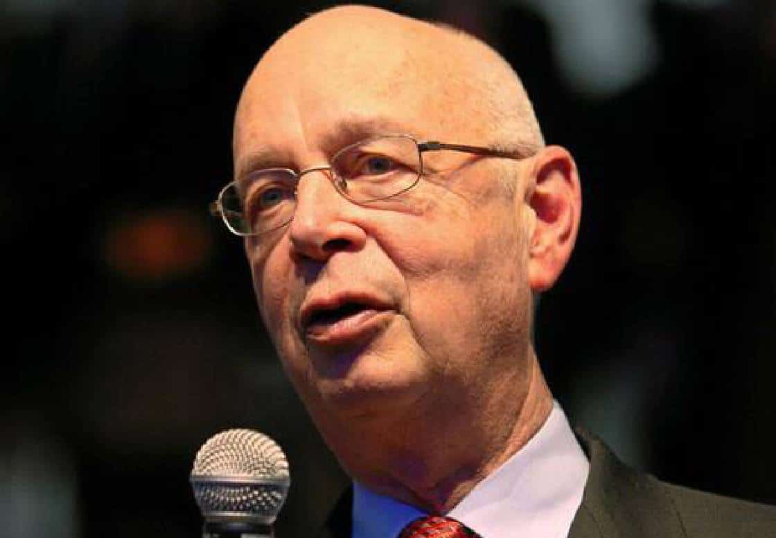 דעה: קלאוס שוואב הוריד את המסיכות - טוען ש"סין היא מודל לחיקוי" 