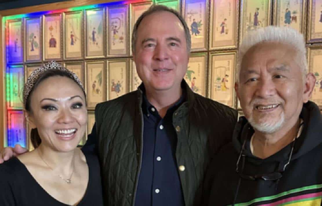 חבר הקונגרס אדם שיף נשדד בסן פרנסיסקו