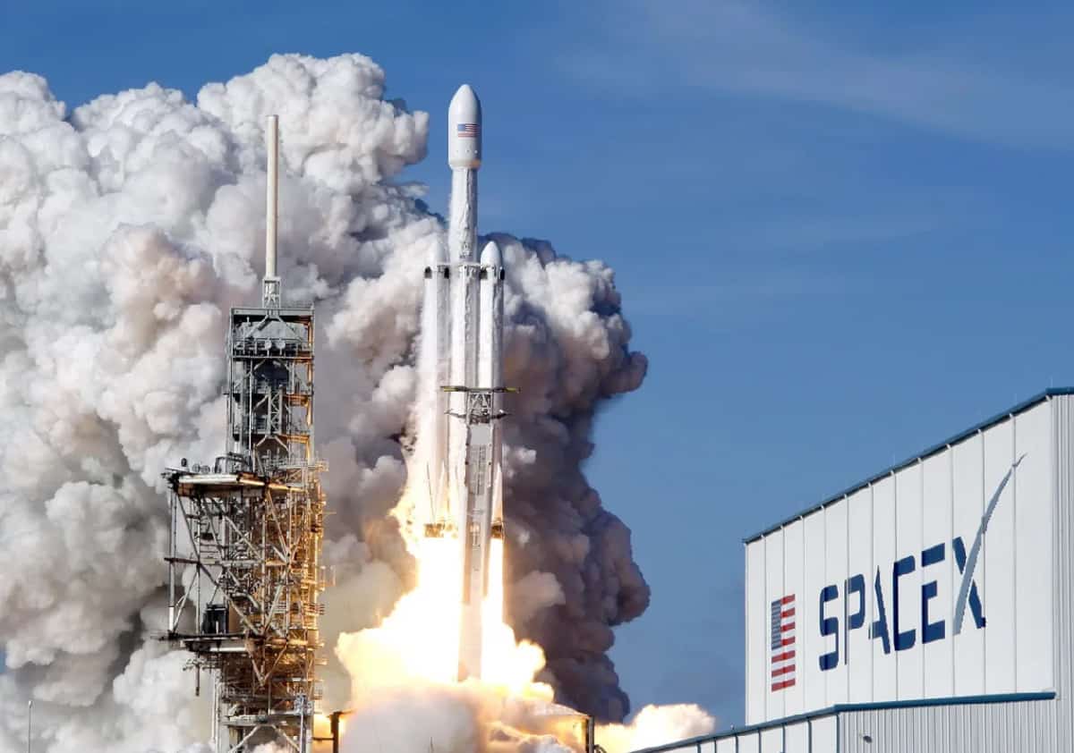אלפי מיליונרים חדשים: ההנפקה של SpaceX מטלטלת את שוק הדיור בדרום קליפורניה