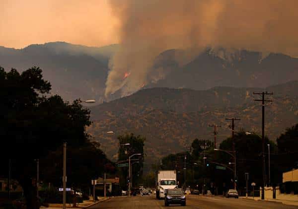 גל חום חריג בדרום קליפורניה: חשש כבד לשריפות והפסקות חשמל ברחבי ואלי לוס אנג'לס