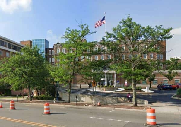 ניו ג'רזי: צעירה מסרה פרטים בדויים בבדיקת הקורונה, התוצאות חזרו חיוביות