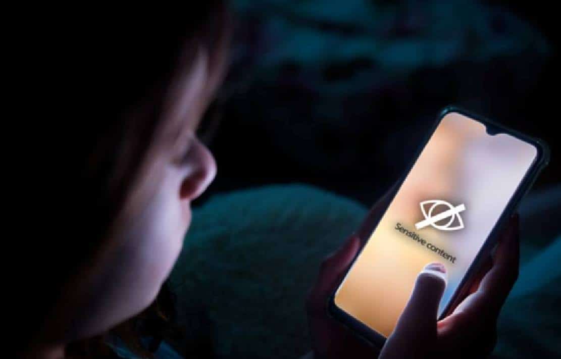 ‏"רשת פדופילים עצומה": הסנאטור הבכיר ג'וש האולי מגנה את הפיכת הילדים לטרף בפלטפורמות של 'מטא‏'