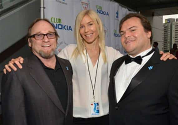 לוס אנג'לס: ניל יאנג, שריל קרואו וחברים יופיעו בערב התרמה למען ארגון Autism Speaks