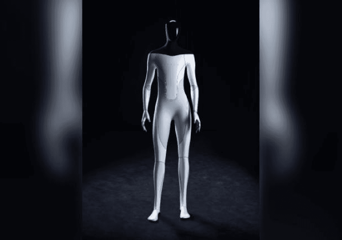 מאסק הכריז כי טסלה בונה רובוט דמוי אדם שיחליף אנשים בעבודות "משעממות ומסוכנות"