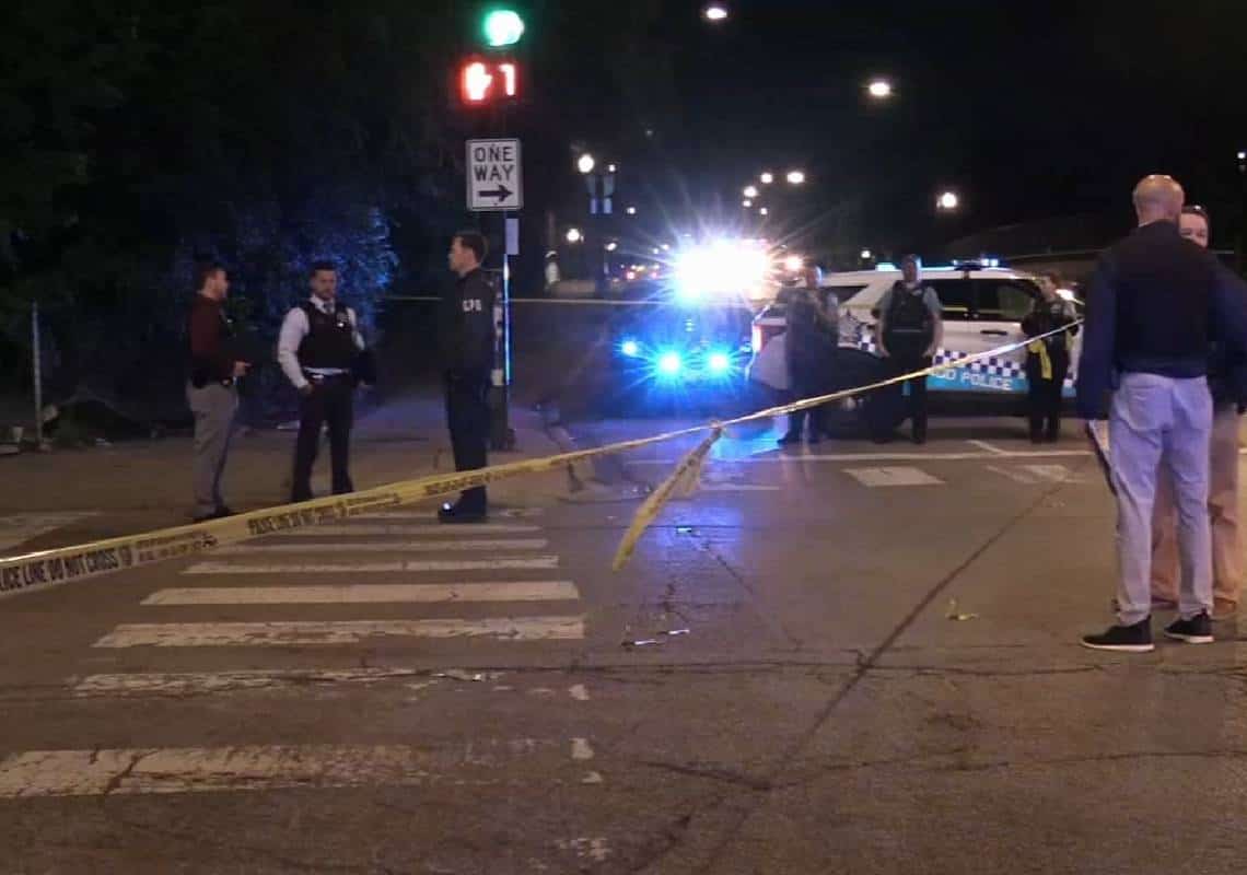 סוף שבוע קטלני נוסף בעיר הדמים של ארה"ב: 10 הרוגים ו-50 פצועים בעשרות תקריות ירי