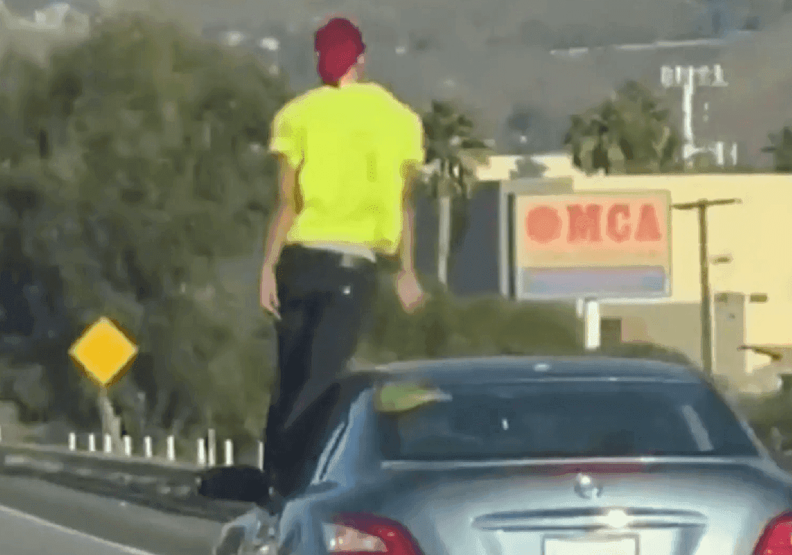 משוגע או מקצוען? תיעוד מטורף מהכביש המהיר בקליפורניה