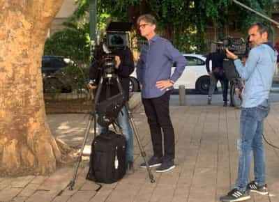 אחרי ארבעים שנה בהוליווד: הבמאי זוכה האוסקר ריצ'רד טרנק עושה עלייה ומתחיל מחדש בישראל