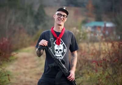 מרצה ללימודי המזה"ת נחשף כחבר פעיל במועדון ירי של השמאל הרדיקלי - והושעה מתפקידו