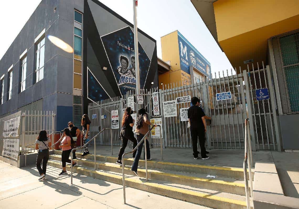 קליפורניה: כל נער ונערה יהיו חייבים ללמוד 'לימודים אתניים' כדי לסיים תיכון