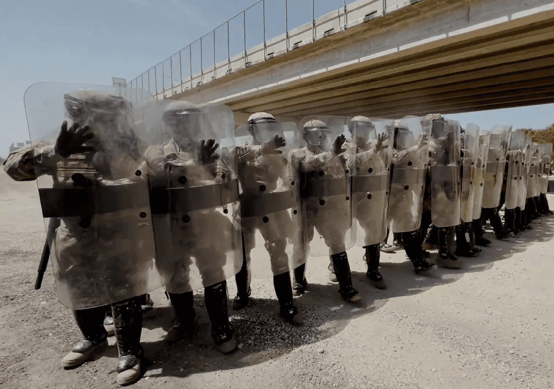 כוחות הביטחון בטקסס מתכוננים לזרם מהגרים בלתי חוקיים