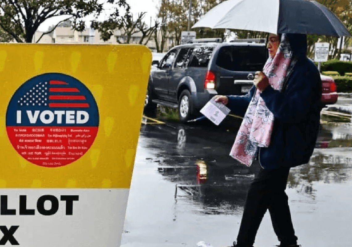 אזהרת שיטפונות בזק פורסמה 'בטעות' במחוז לוס אנג'לס - שעות לפני סגירת הקלפיות 