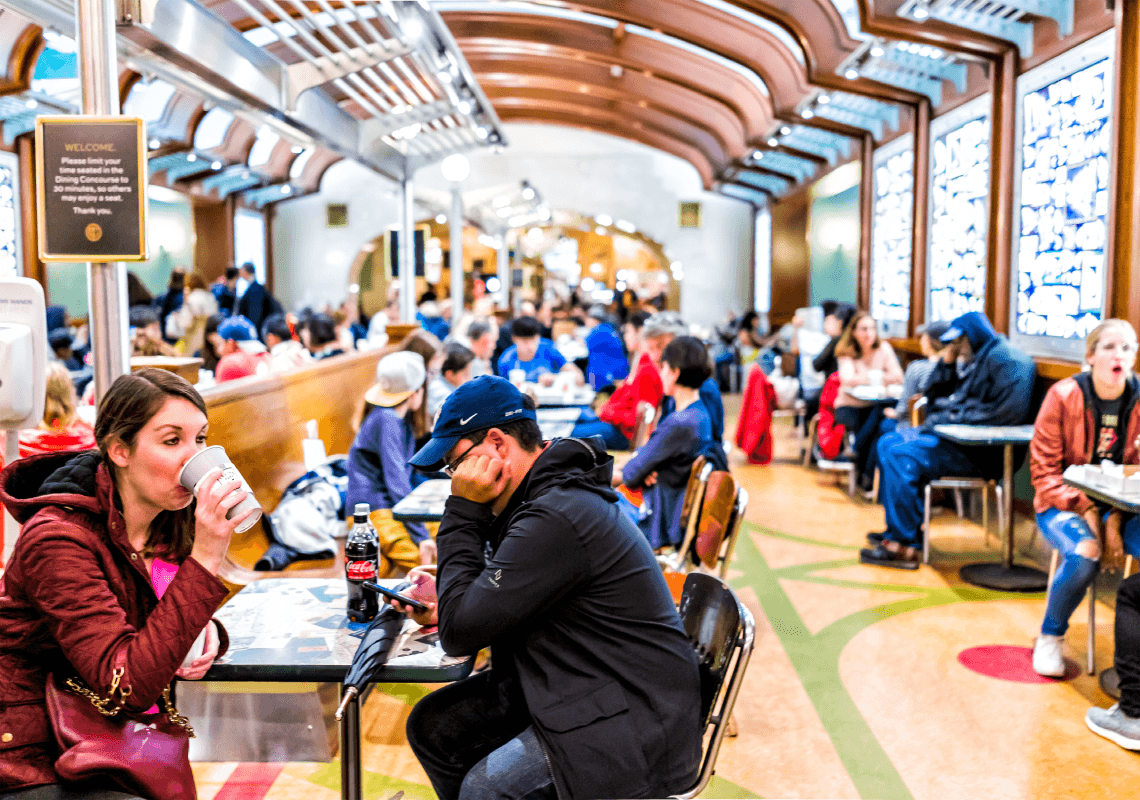 "זו לא דרכה של אמריקה", העיר ניו יורק תדרוש תעודות חיסון במסעדות