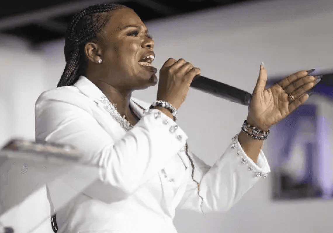 הפרוגרסיבית שהודחה מבטיחה לנקום בפרו-ישראלים: "אני אהרוס אתכם"