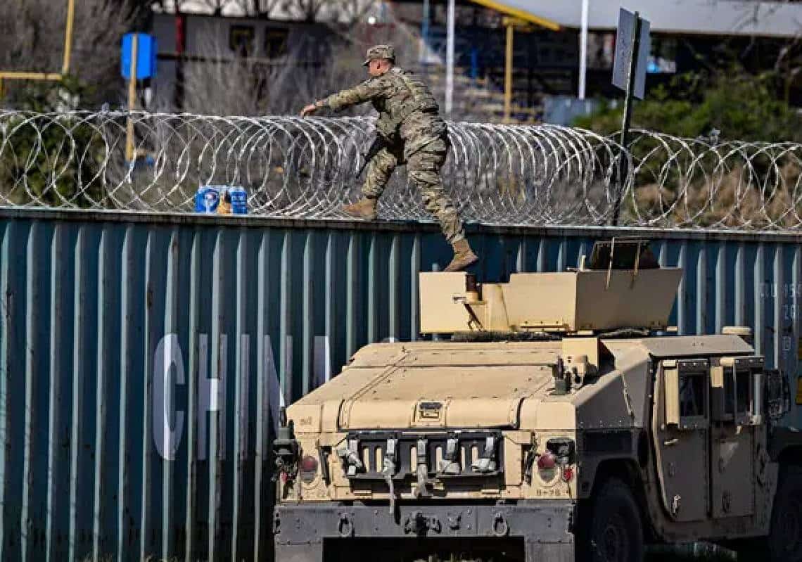 מכה לדמוקרטים ולביידן: "ביהמ"ש העליון התיר לטקסס לגרש מסתננים חזרה למקסיקו"