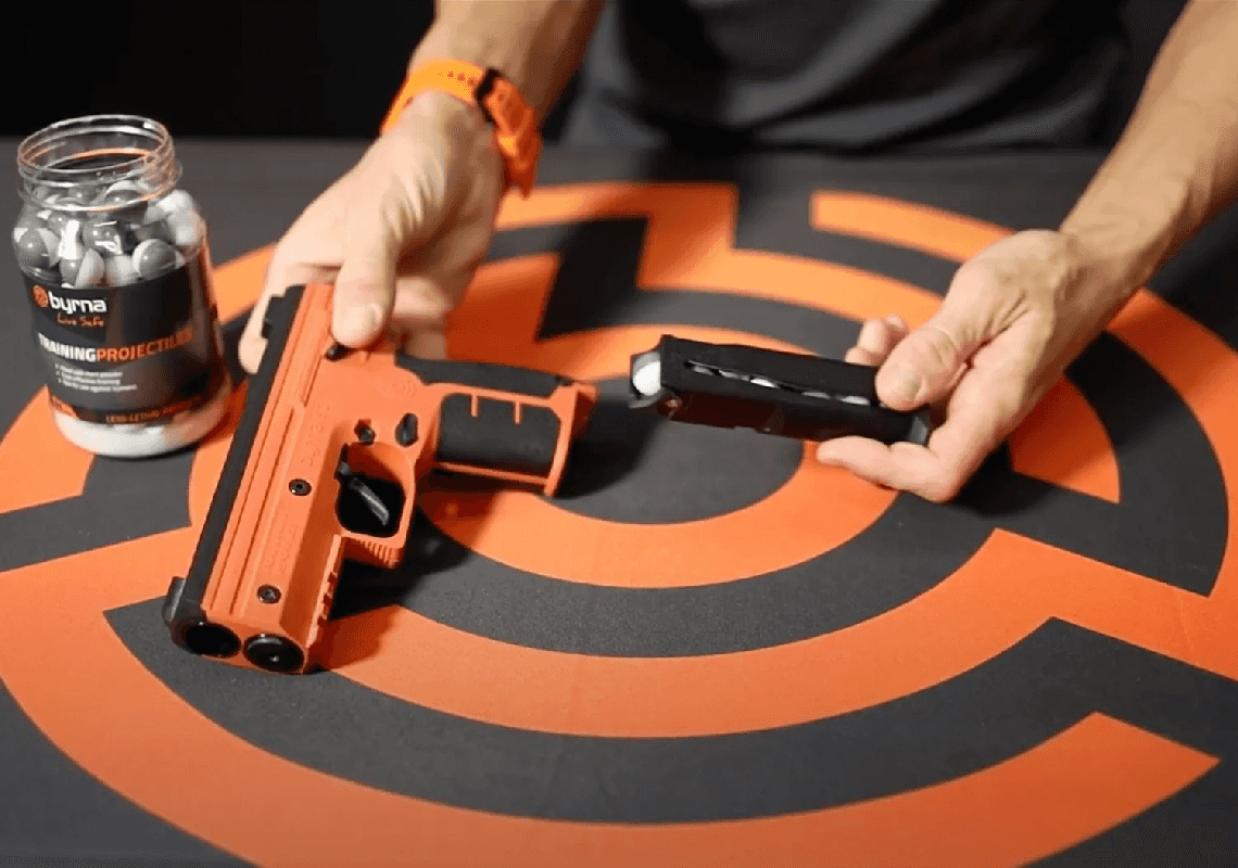 כלי הנשק ה'לא קטלני' – שמופץ בקהילות היהודיות בארצות הברית 