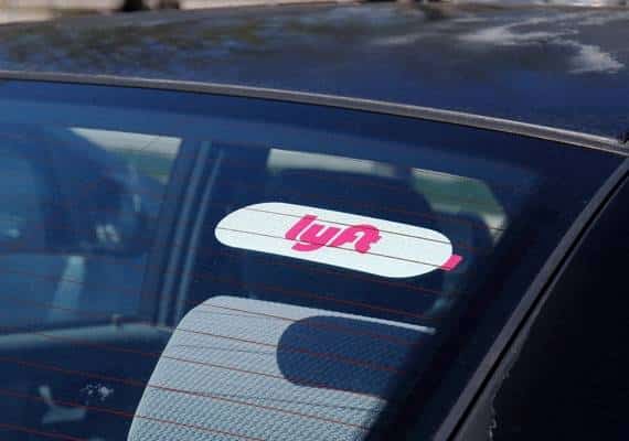 אזהרה מפני נהג ליפט חמוש: נוסע לוואלי לוס אנג'לס נשדד באיומי אקדח