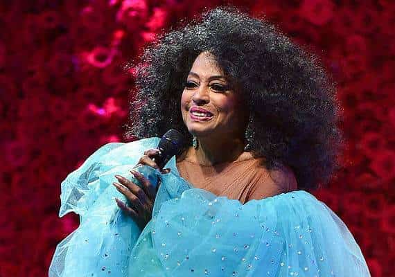 רוס ברוס: דיאנה רוס מנצחת את השנים ומגיעה להופיע בהוליווד בול, בדיוק כמו לפני 30 שנה