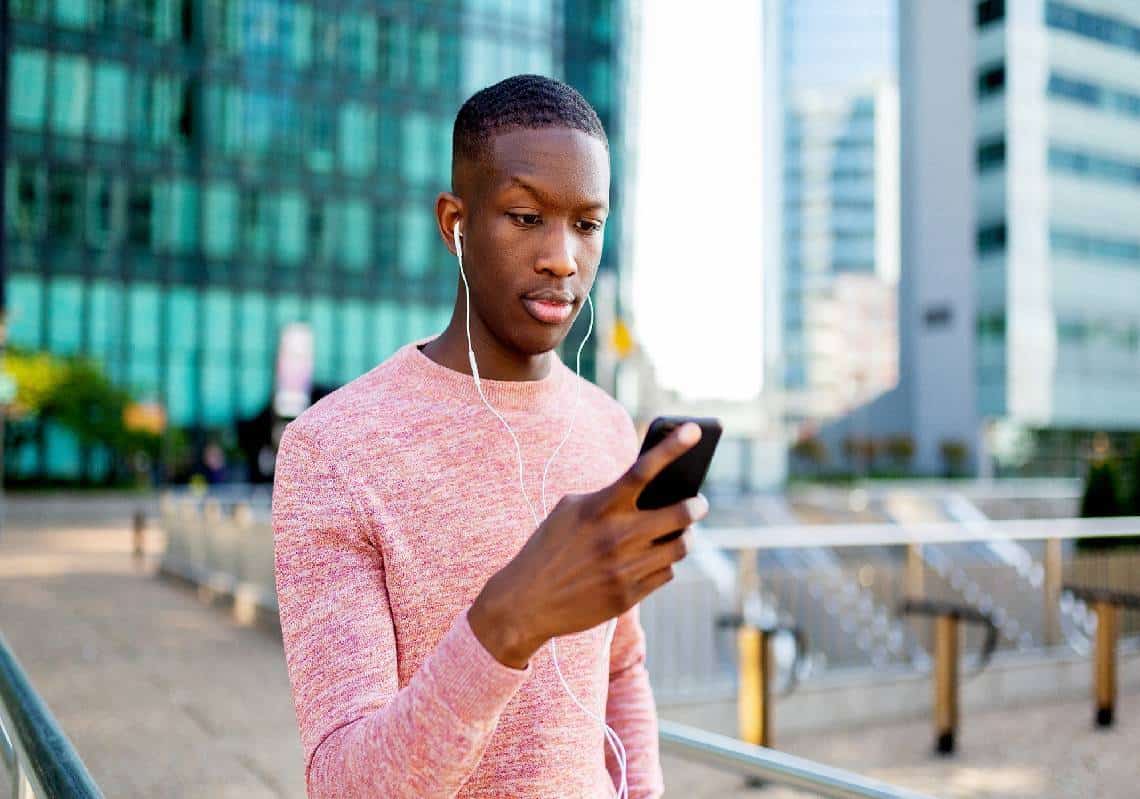 "זו השנה בה יהפוך מכשיר האייפון למיושן - וזה המוצר שיחליף אותו"
