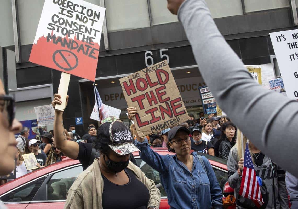 ניו יורק: ביהמ"ש העליון דחה עתירה נגד חובת החיסונים למורים
