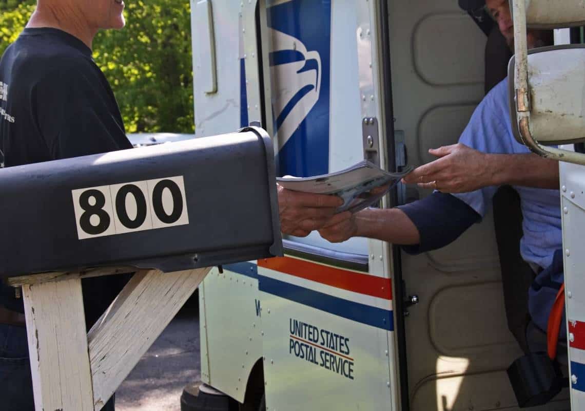 עקב תקיפת דוורים בסנטה מוניקה: שירות הדואר עוצר את פעילותו בחלק מהעיר