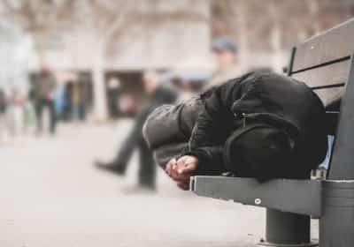 העיר הגדולה בטקסס מובילה בנתון עגום: יוסטון היא הענייה ביותר בארה"ב