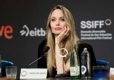 אנג'לינה ג'ולי על המצב בארה"ב: "אני אוהבת את המדינה שלי - אבל כבר לא מזהה אותה"