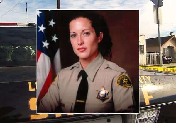 טרגדיה בוואלי לוס אנג'לס: שוטרת סייעה לקשיש לחצות את הכביש ונפגעה מרכב חולף