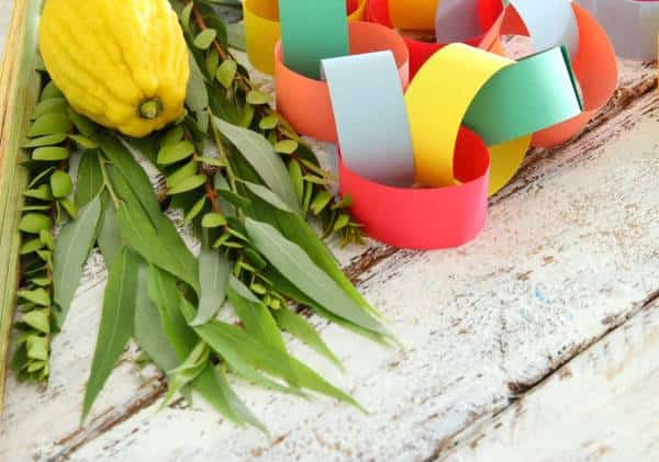 השראה לסוכות- קישוטים לסוכה שאפשר להכין בבית